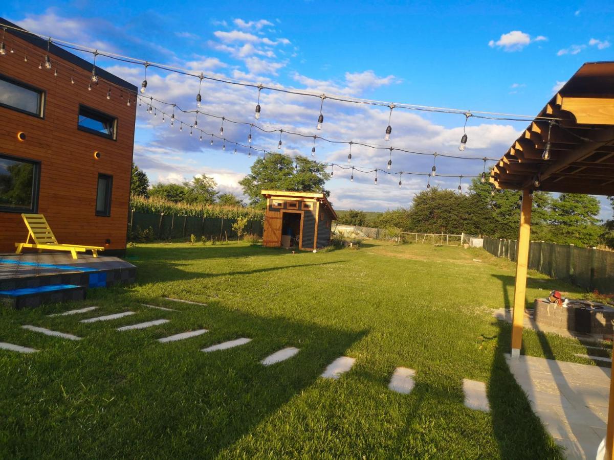 Tiny House - Baia de Fier Hotel Buitenkant foto
