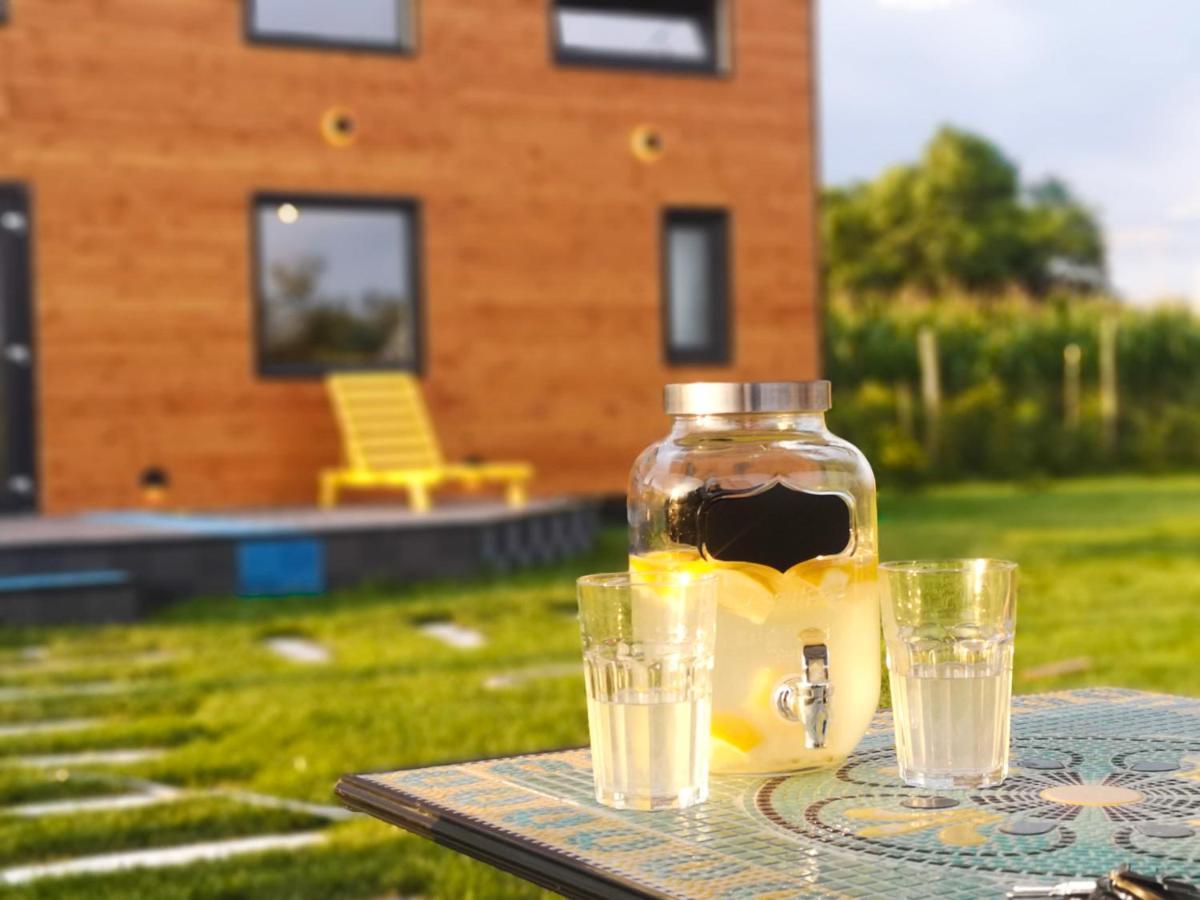 Tiny House - Baia de Fier Hotel Buitenkant foto